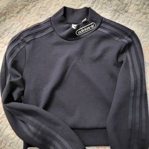 Adidas crop long sleeve